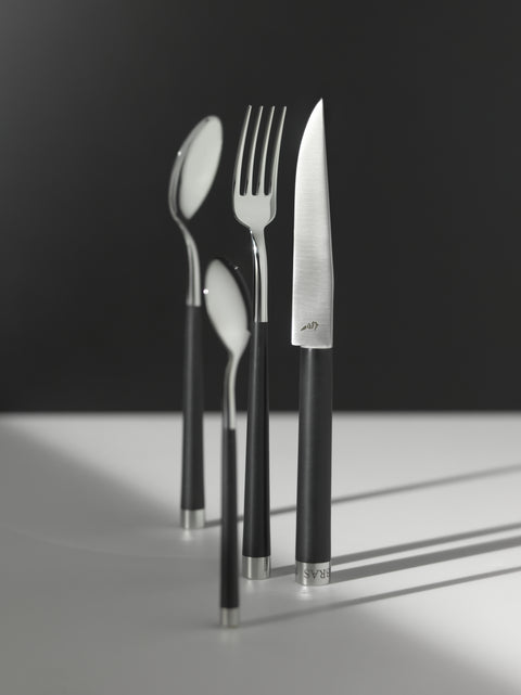 Les Couverts (Complete Cutlery Set)