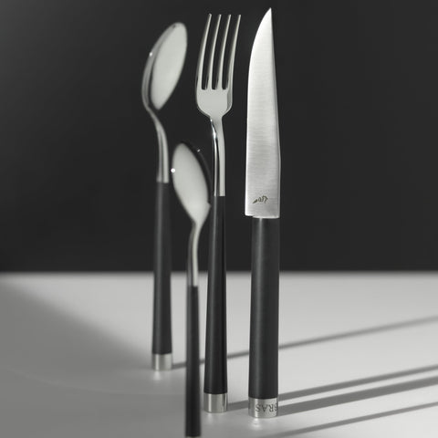 Les Couverts (Complete Cutlery Set)