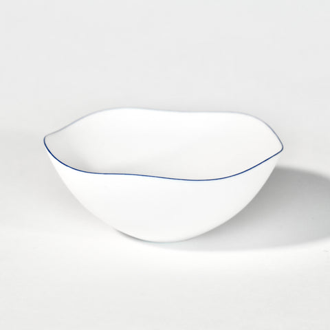 Blue-White Bowl (Medium) by Hiromi Daido