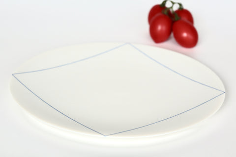 BLUE WHITE by Hiromi Daido