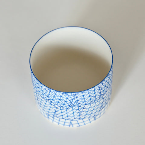 Blue x White KAKEAMI (Gradation) by Hiromi Daido