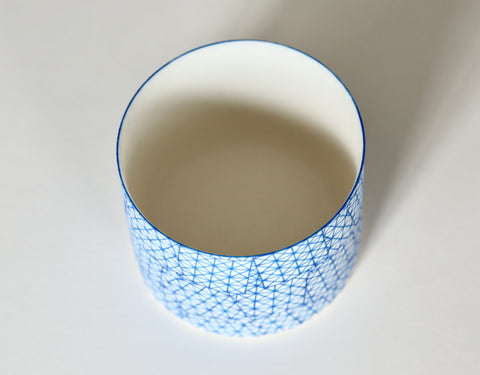 Blue x White KAKEAMI by Hiromi Daido