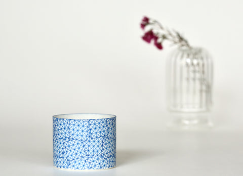 Blue x White KAKEAMI by Hiromi Daido
