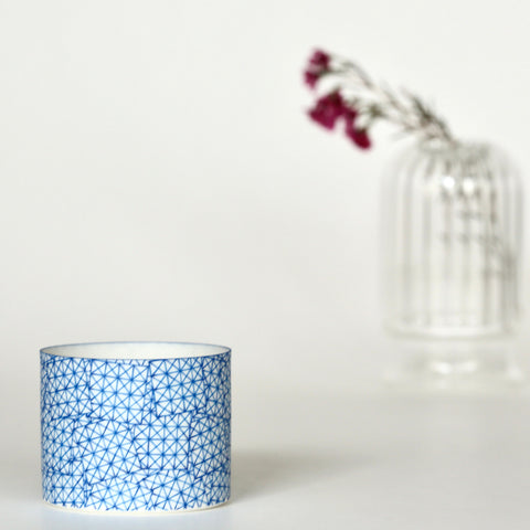 Blue x White KAKEAMI by Hiromi Daido
