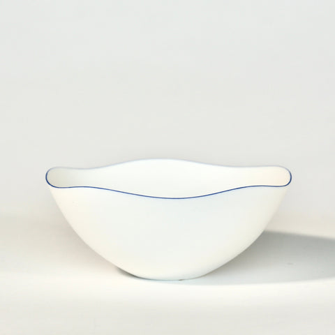 Blue-White Bowl (Medium) by Hiromi Daido
